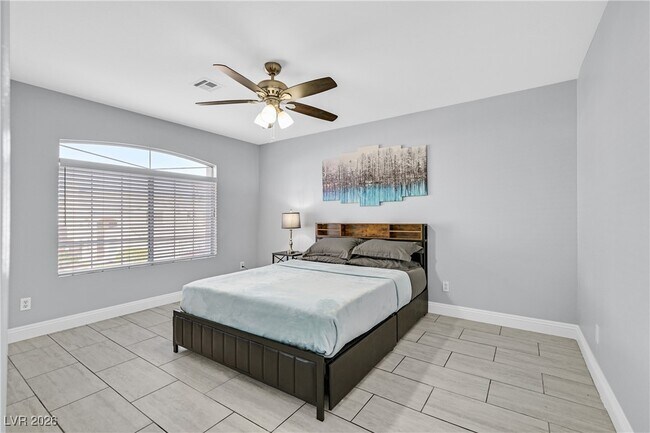 Building Photo - 871 Brunellos Ave