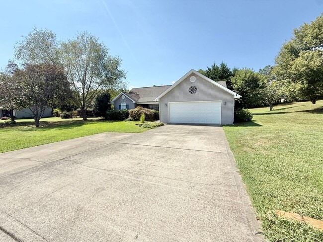 Building Photo - 821 Amburn Meadows Ln