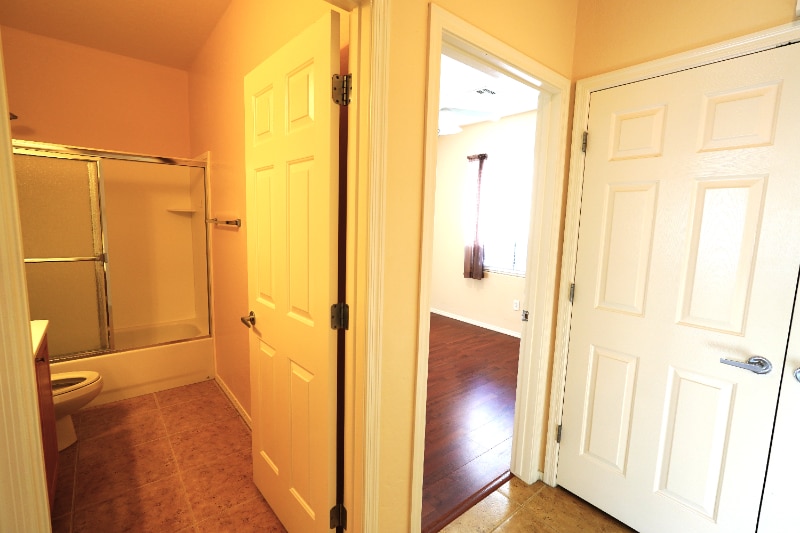 Building Photo - 2558 Divine Sky Dr