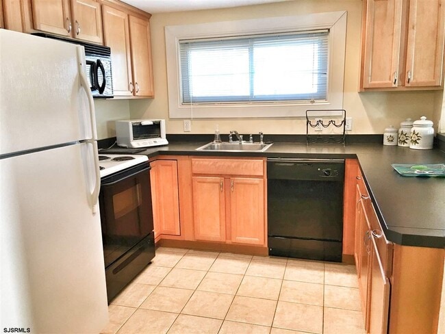 Building Photo - 316 N Vendome Ave