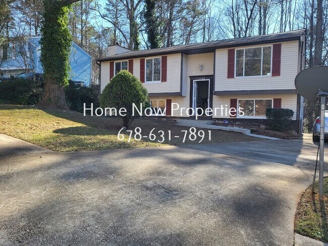 Building Photo - Beautiful 5 bedroom/3 bath in Stone Mountain!