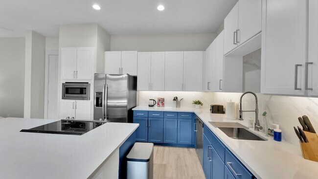 Building Photo - 2901 Indiana St