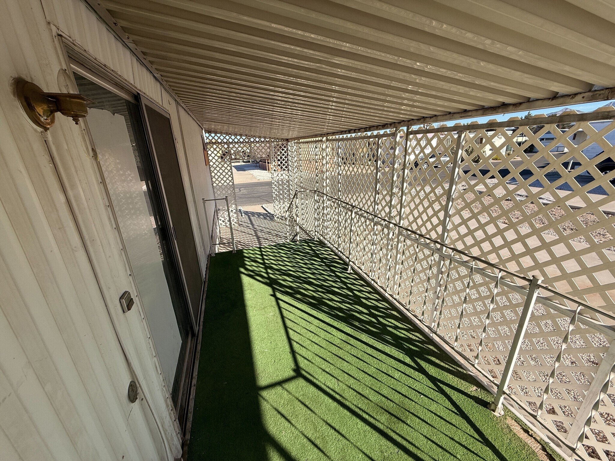 Building Photo - 3601 E Wyoming Ave