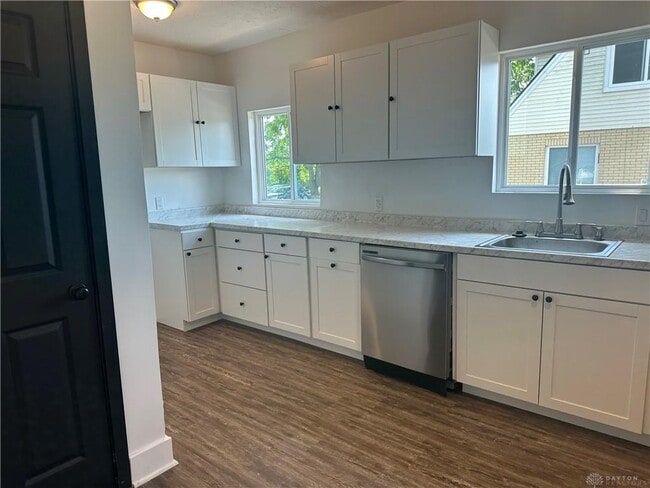 Building Photo - 2520 Harshman Rd