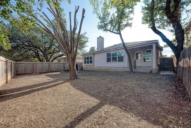 Building Photo - 2308 John Tee Dr