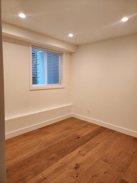 Secondary Bedroom - 475 18th Ave