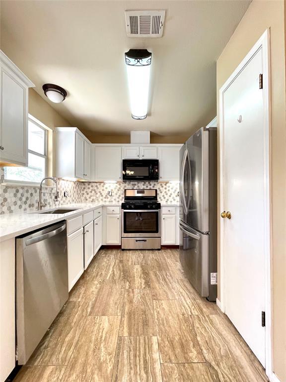 Building Photo - 502 Yaupon Cove