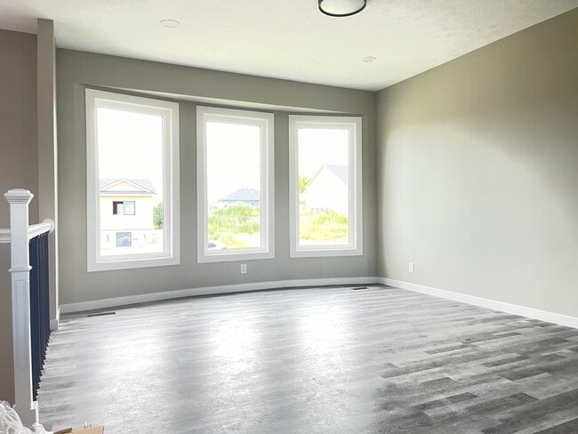 Building Photo - Newly rebuilt house in the heart of Elkhorn
