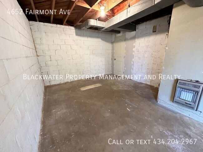 Building Photo - 4652 Fairmont Ave