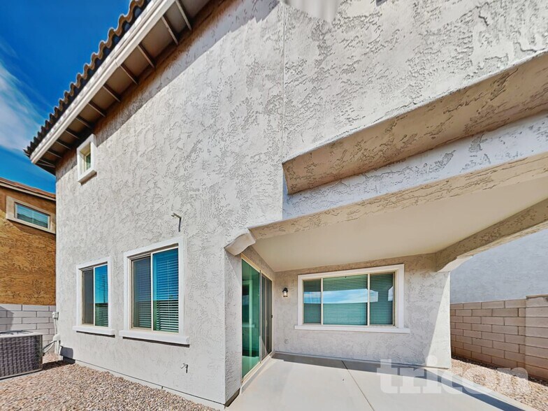 Building Photo - 8635 E Peralta Ave