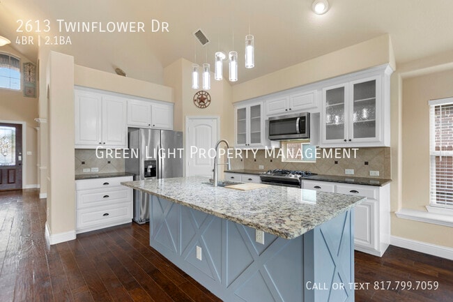 Building Photo - 2613 Twinflower Dr
