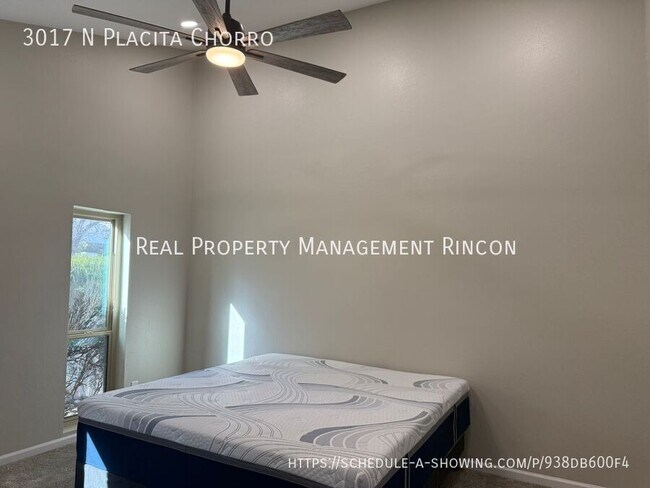 Building Photo - 3017 Placita Chorro