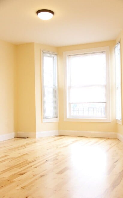 Building Photo - 160 North St