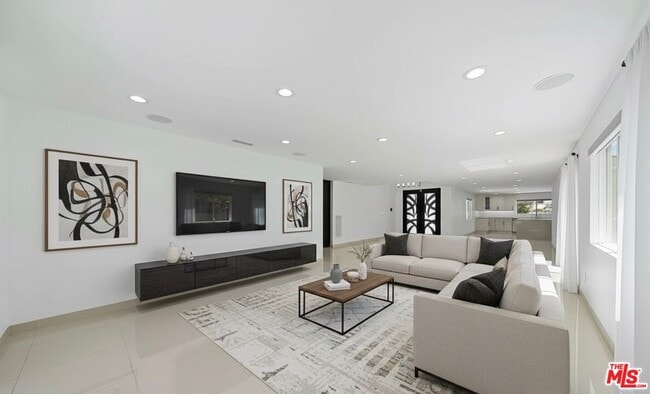 Building Photo - 6243 Berquist Ave