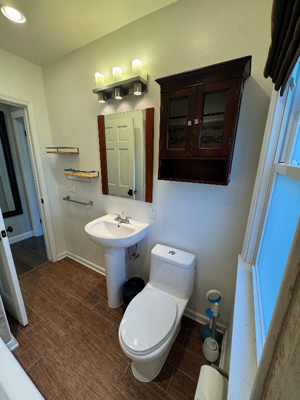 Building Photo - 8925 Wally St