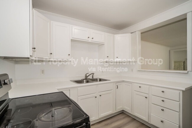 Building Photo - 56 E Coshocton St