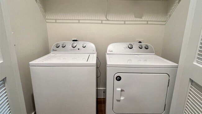 Building Photo - 1508 Blodgett St