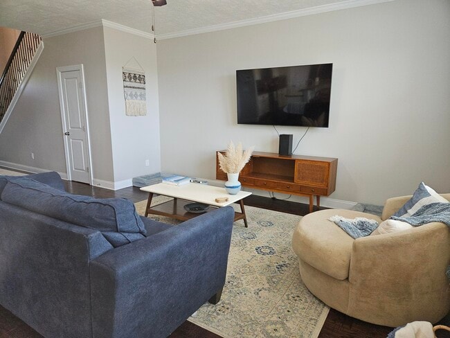 Building Photo - 905 Glenhaven Dr
