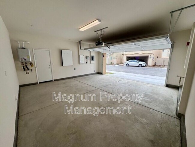 Building Photo - 30326 Corte Santa Barbara