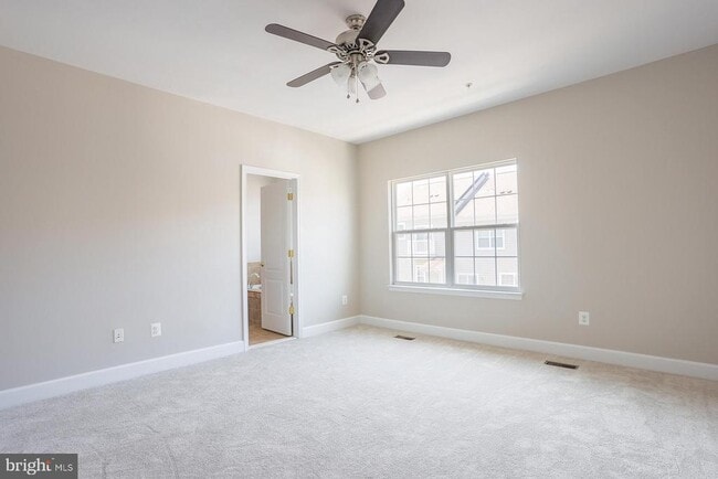 Building Photo - 13538 Waterford Hills Blvd