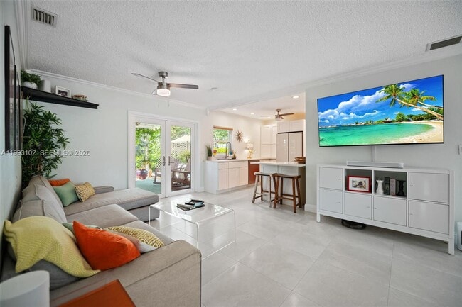 Building Photo - 350 NE 59th St