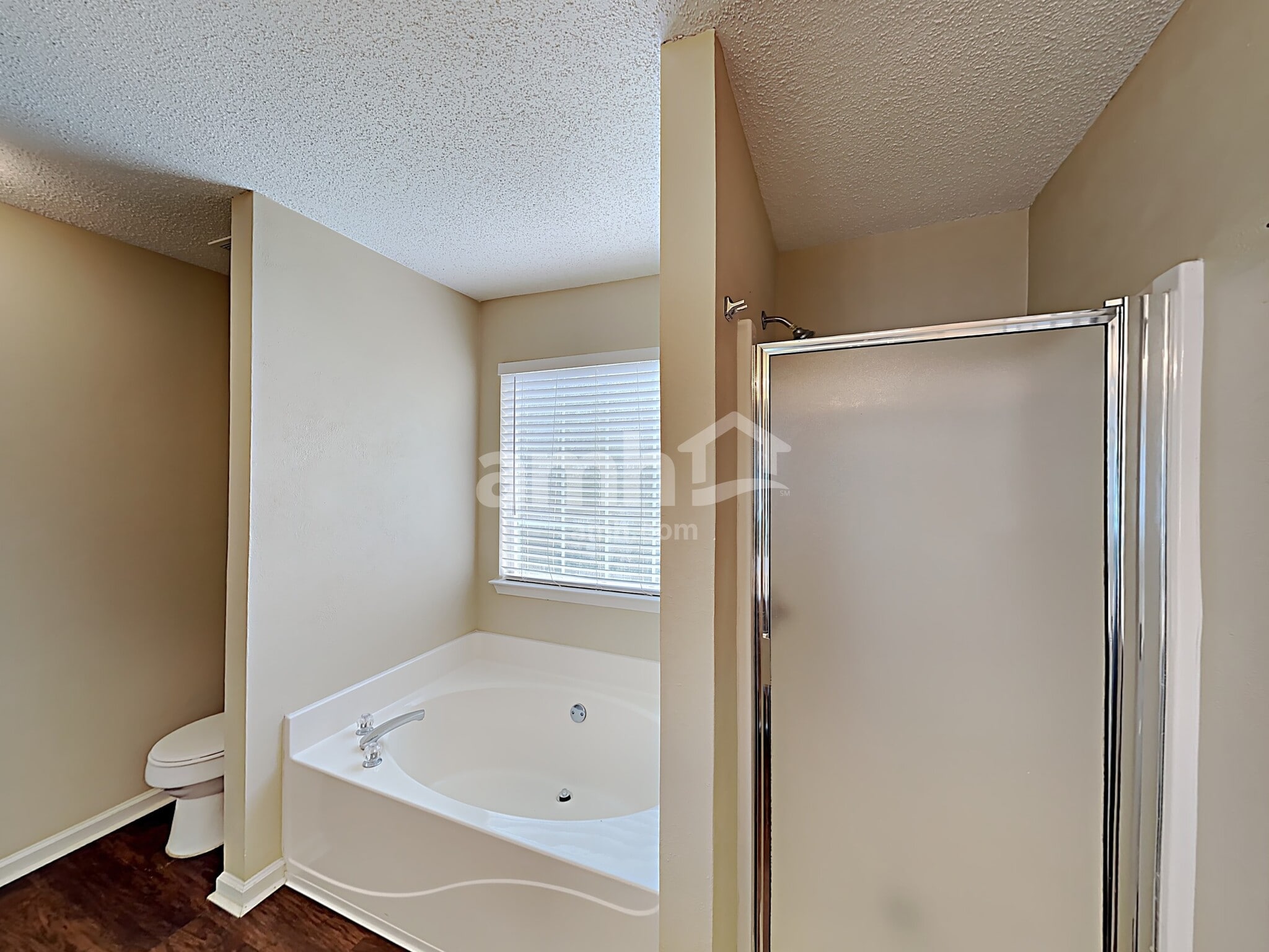 Building Photo - 4650 Grove Ct
