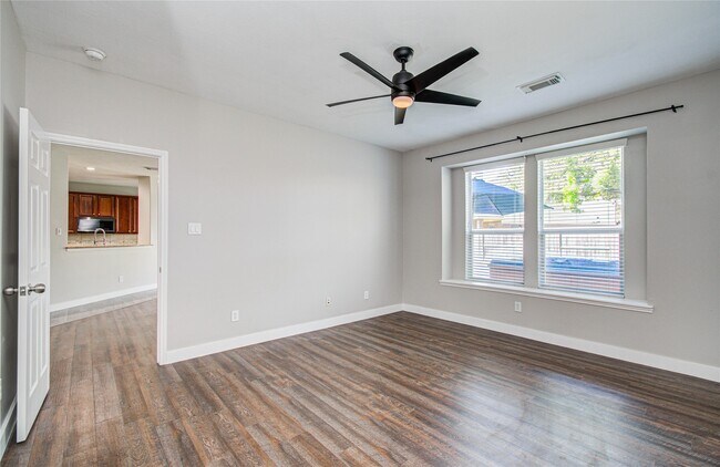 Building Photo - 6814 Summer Bridge Ln