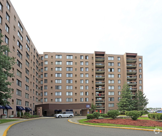 Lincoln Towers Apartments Oak Park Mi