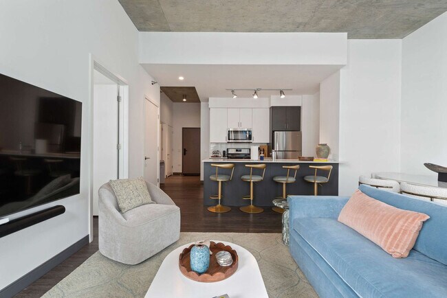 Building Photo - 60 E Randolph St