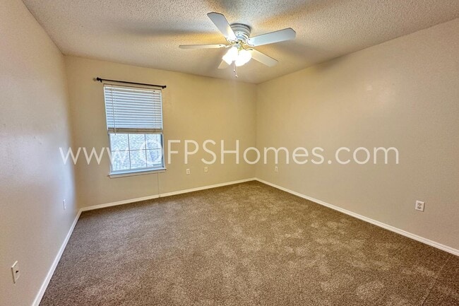 Building Photo - 1017 Creel St