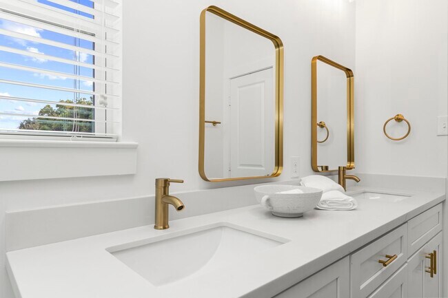 Building Photo - 1517 Egypt St