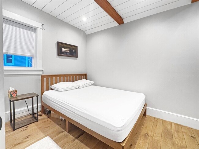 Building Photo - 7 Sanborn Terrace