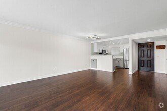 Building Photo - 2 Bedroom, 2 Bathroom Condo for Rent – Che...