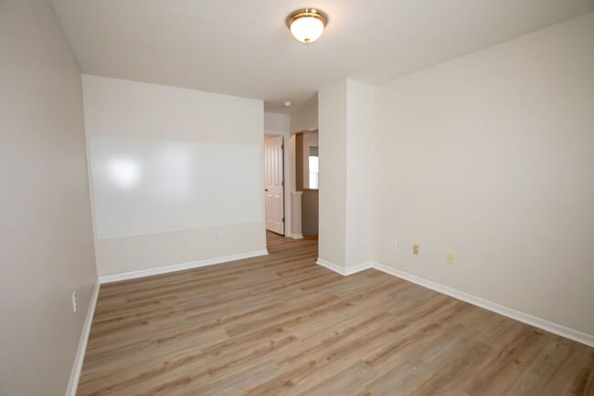 Building Photo - 1656 Nature Dr