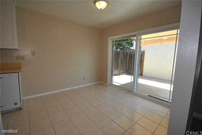 Building Photo - 2 br, 4 bath House - 2927 Gingerwood Cir