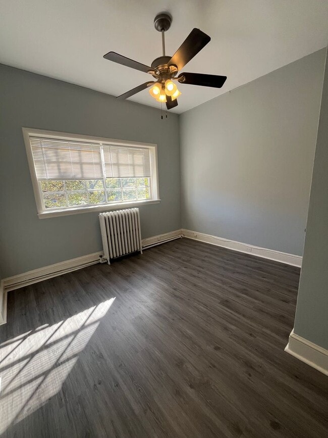 Building Photo - 311 S Washington St