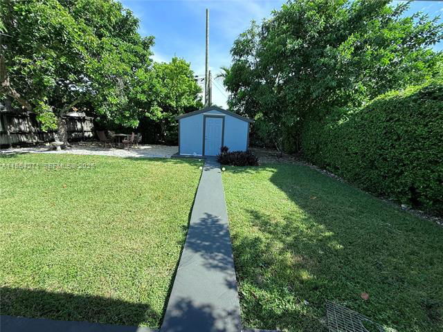 Building Photo - 6110 Coral Wy