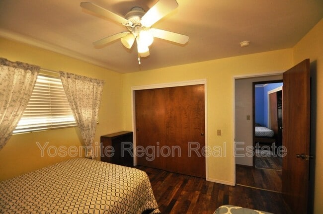 Building Photo - 20415 Pine Mountain Dr