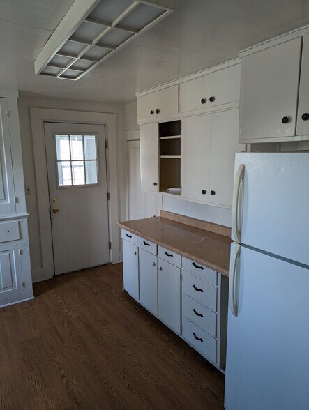 Building Photo - 134 Hillsdale Street