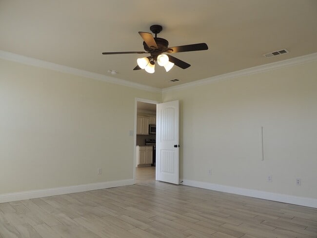Building Photo - 9912 Agave Ave