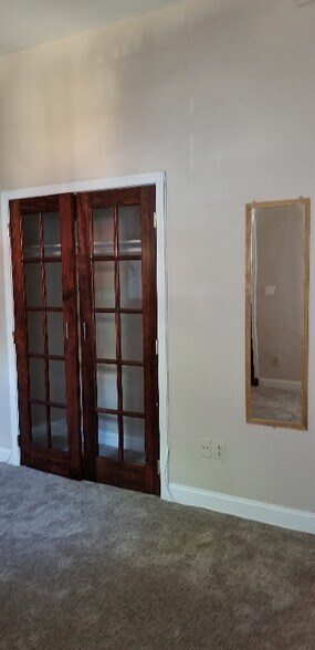 Building Photo - 1745 Kilbourne Pl NW