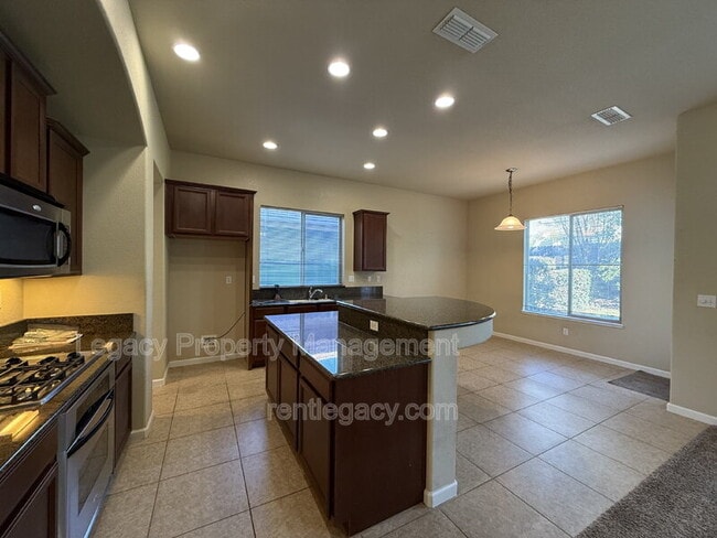 Building Photo - 12025 Mandolin Way