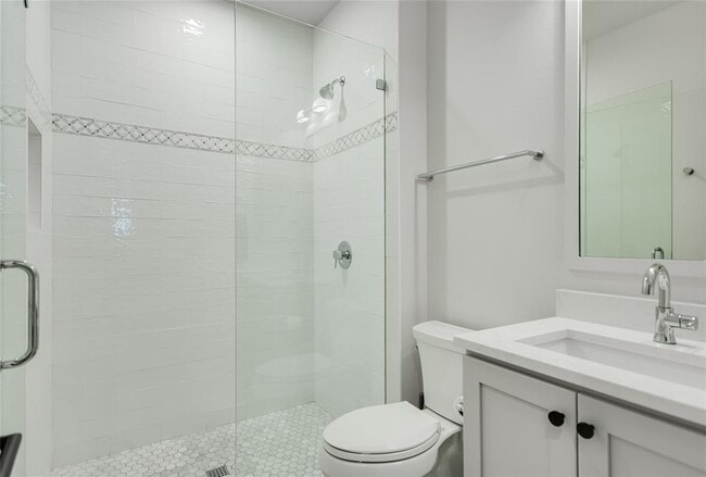 Building Photo - 13322 Galleria Cir