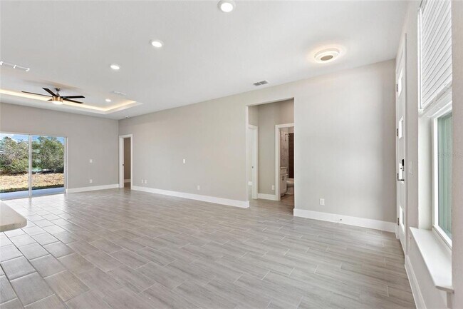 Building Photo - 11 Magnolia Ln