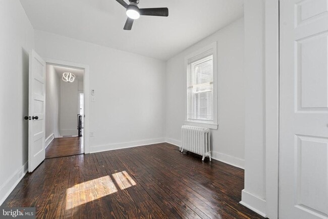 Building Photo - 127 W Albanus St