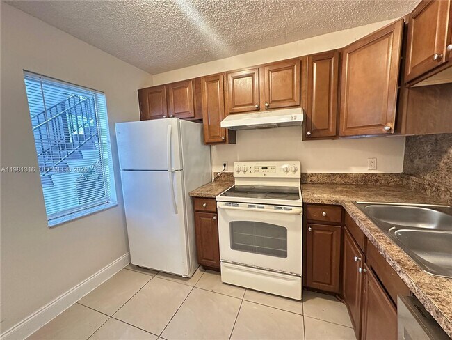 Building Photo - 11561 NW 36th St