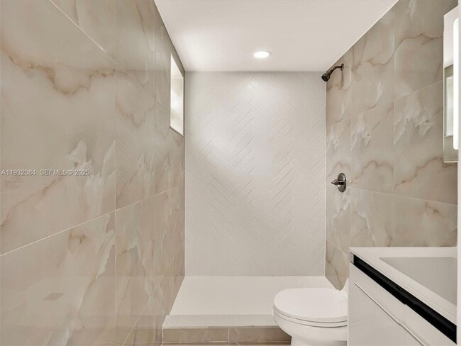 Building Photo - 107 Central Ave