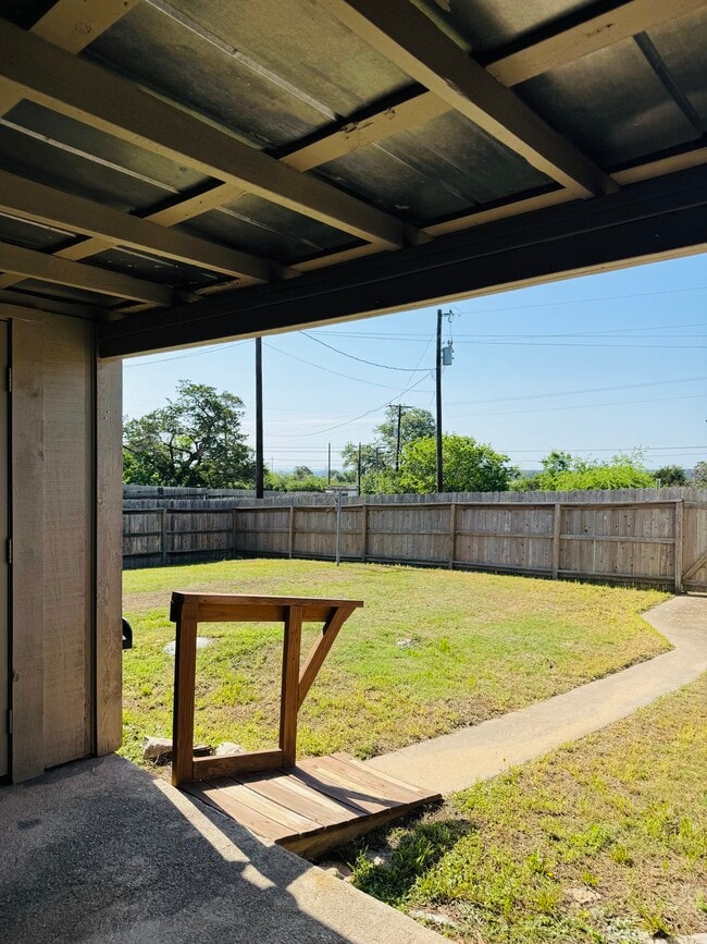 Building Photo - 1765 Sheppard Rees Rd