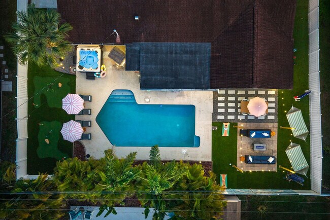 Building Photo - 1132 Gershwin Dr