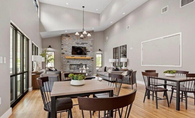 Building Photo - 119 Anise Ln